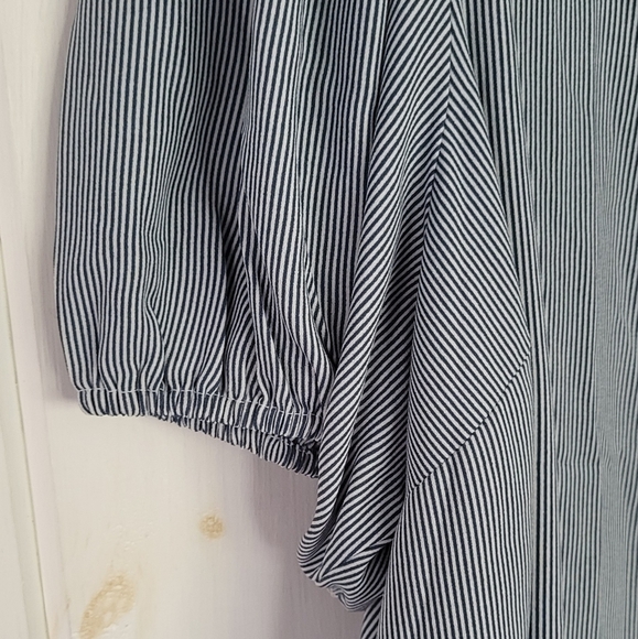 Lauren Conrad Striped Elastic Sleeve Blouse - Picture 3 of 7